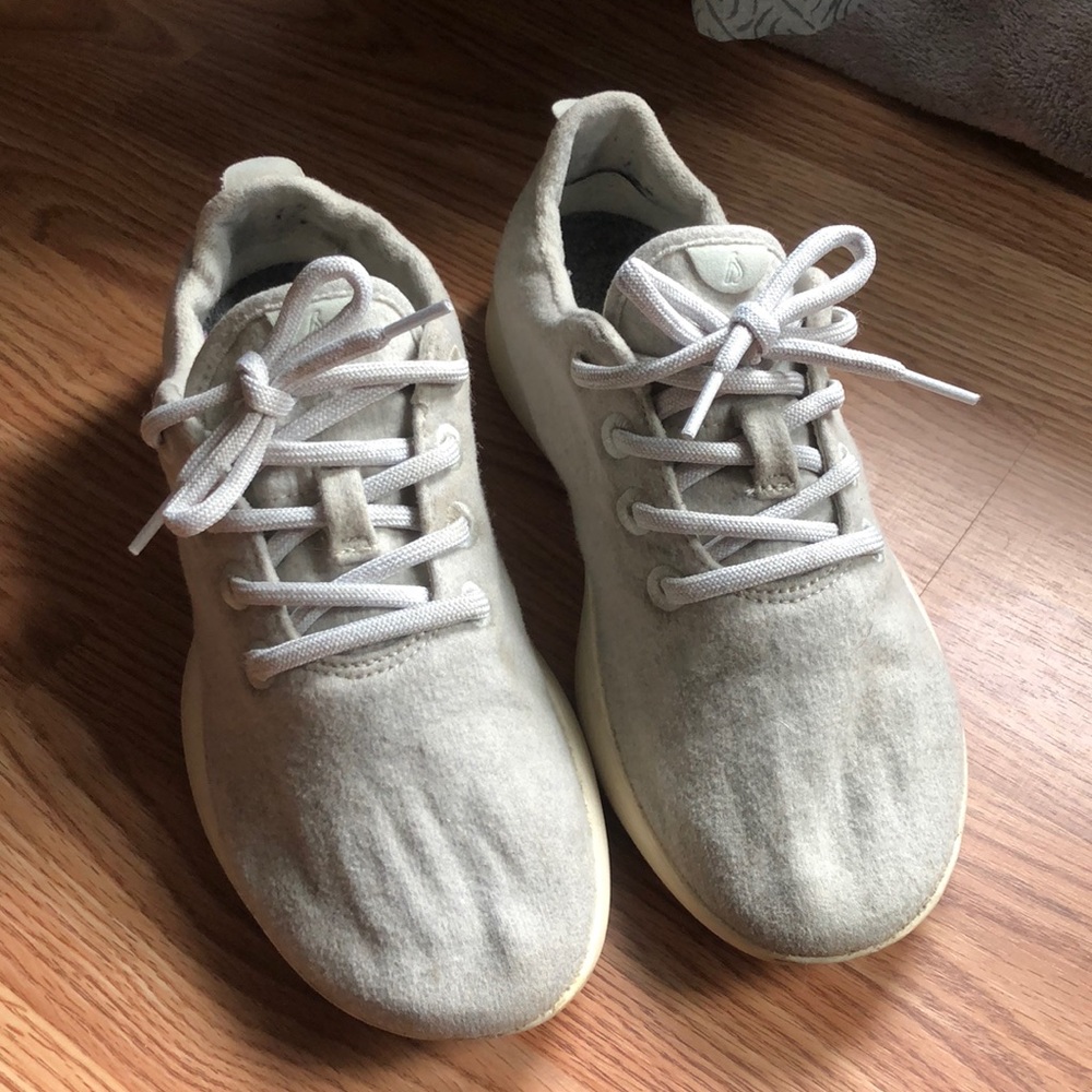 Light grey Allbirds
